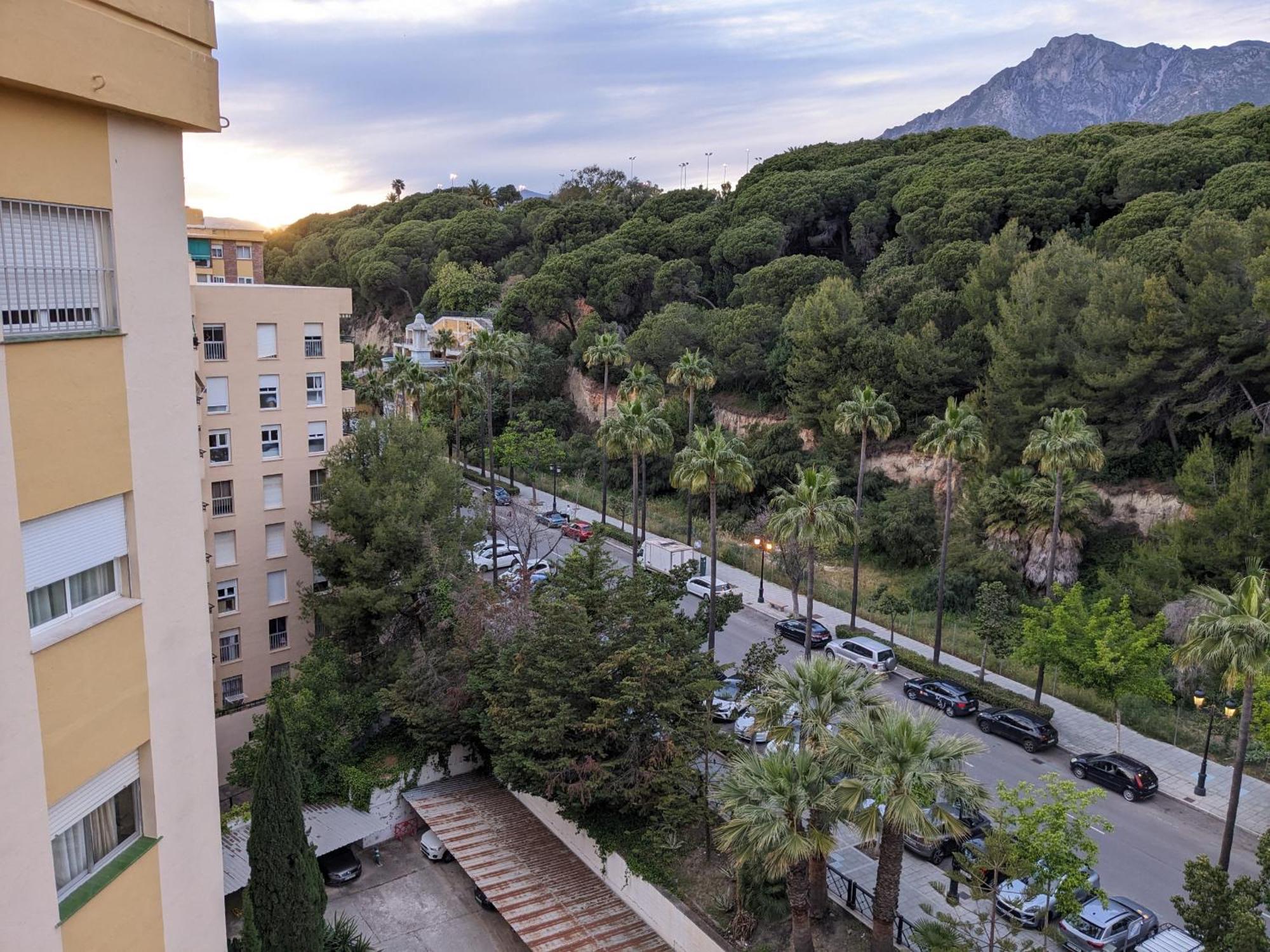 Apartamentos Con Vistas Y Terraza En Marbella Exterior photo
