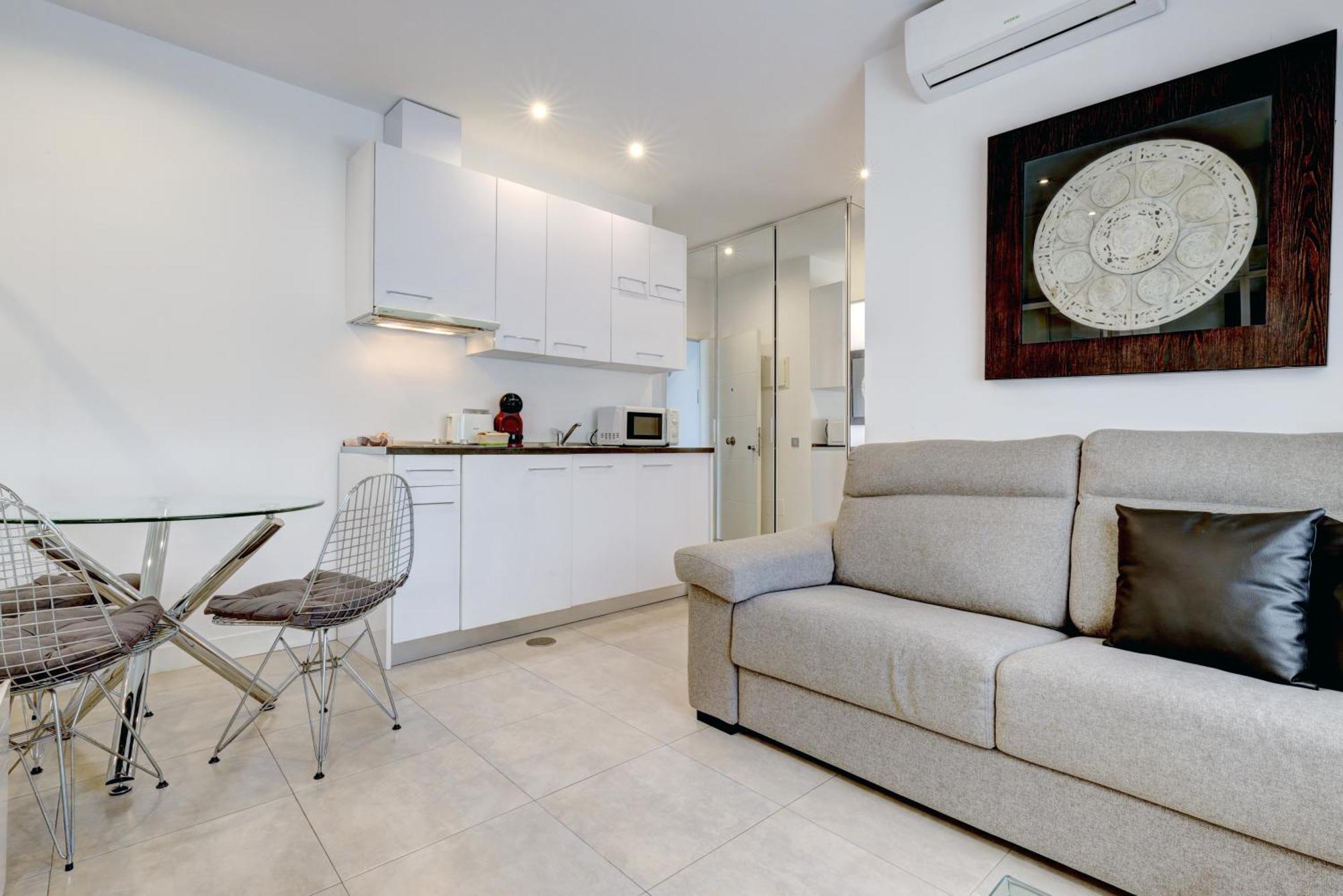 Apartamentos Con Vistas Y Terraza En Marbella Exterior photo