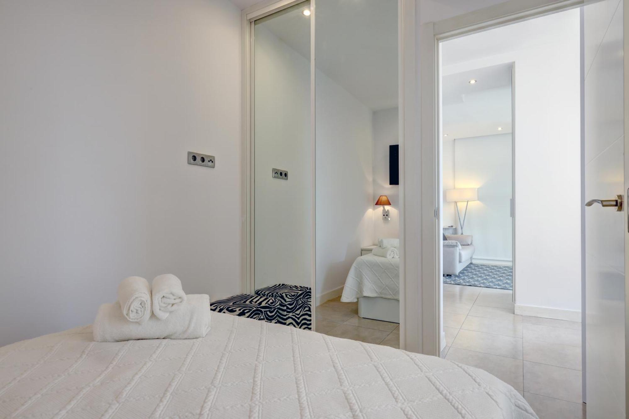 Apartamentos Con Vistas Y Terraza En Marbella Exterior photo