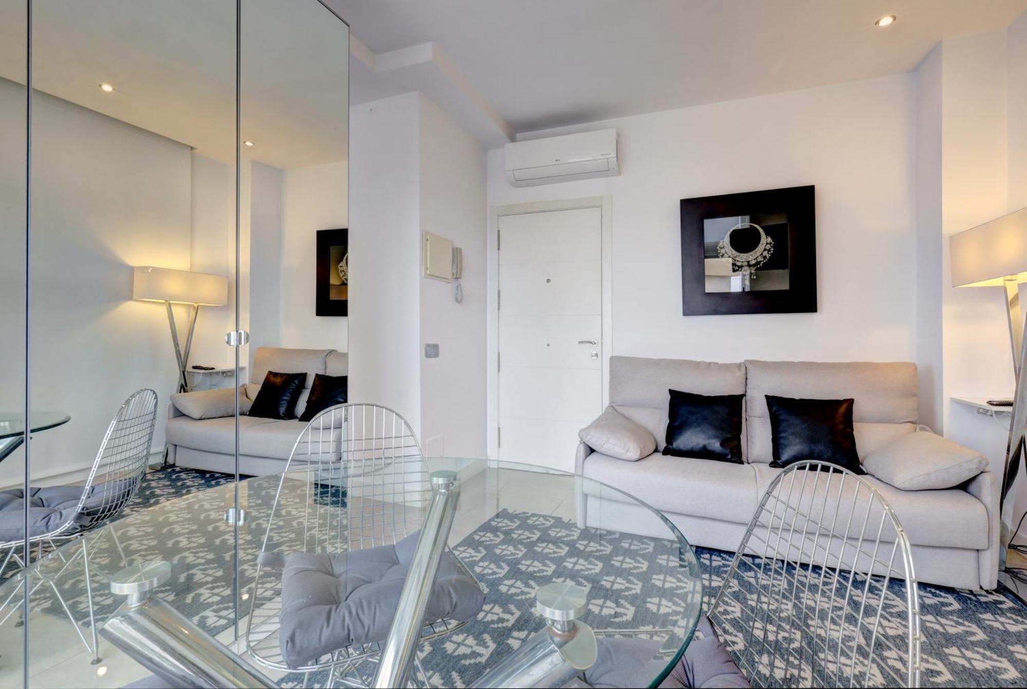 Apartamentos Con Vistas Y Terraza En Marbella Exterior photo